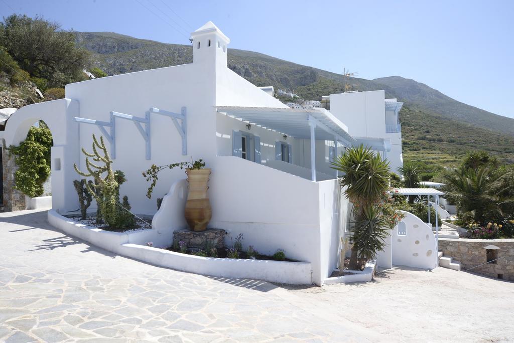 Hotel The Big Blue Ormos Aigialis Exterior foto